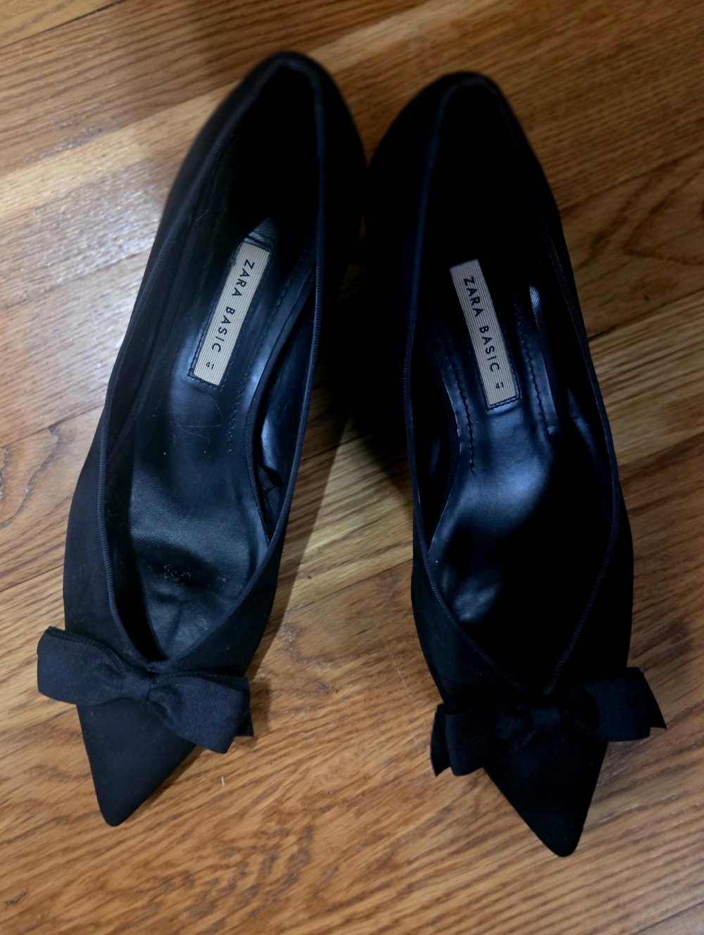 Zara Black Pointed Bow Low Heel Pumps Size 41